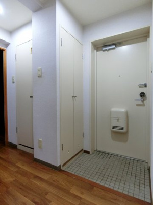 【玄関】 | シャロームD