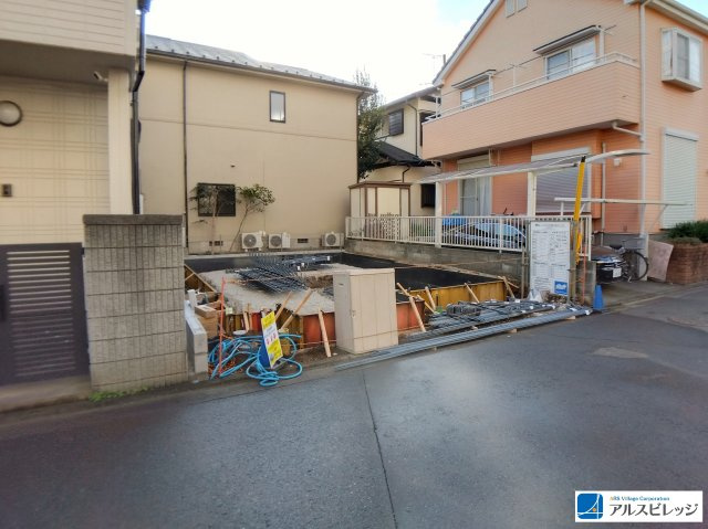 新築／富士見市鶴馬　全１棟の前面道路含む現地写真