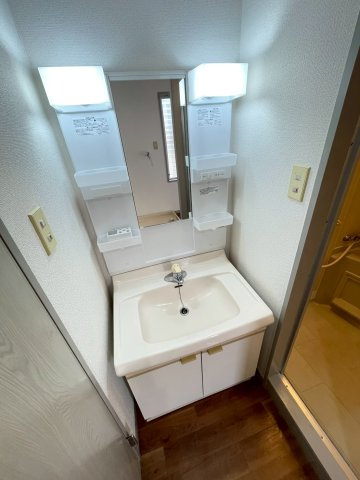 【独立洗面台】