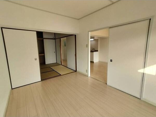 シャルム湊の和室|来客時にも便利な和室付き