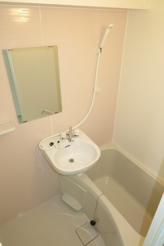 naniwasannbannkannの浴室|落ち着いた空間のお風呂です