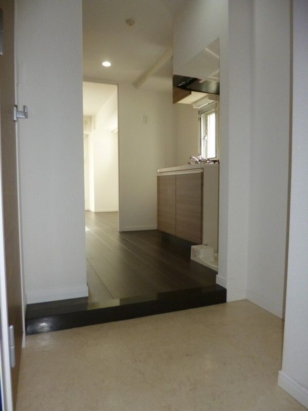 クレイシア亀戸の玄関