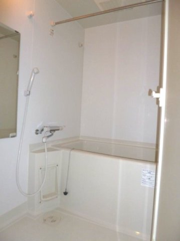 クレイシア亀戸の浴室