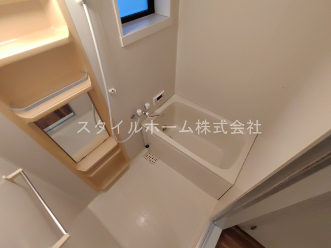 【浴室】 | ユトリロ新栄 B棟