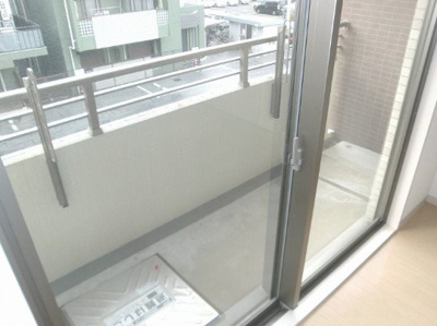 【バルコニー】 | アンブローズ仙川