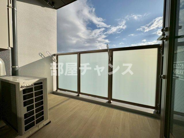 プレサンス名古屋菊井セルカのバルコニー