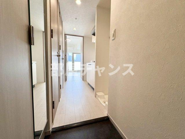 プレサンス名古屋菊井セルカの玄関