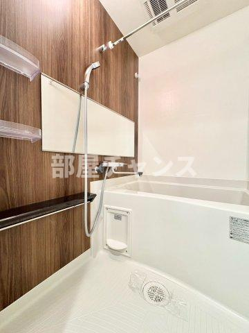 プレサンス名古屋菊井セルカの浴室