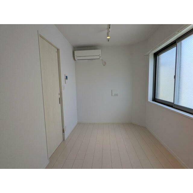 グラード南千住の洋室