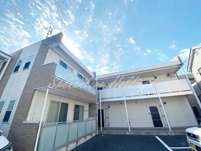 茅ヶ崎市松林３丁目のアパート