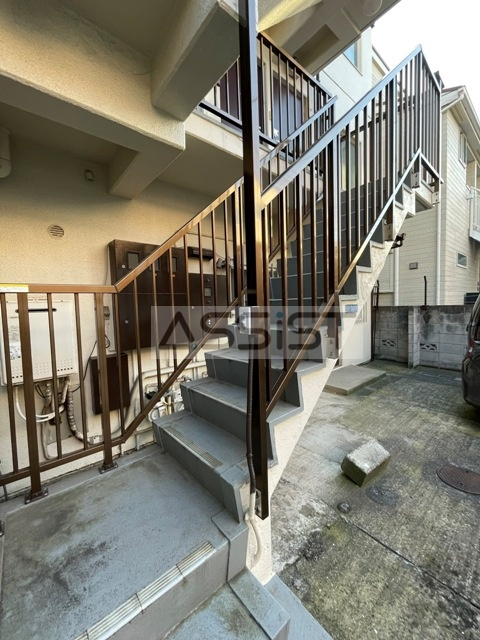 久田マンションのエントランス