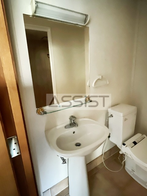 久田マンションの独立洗面台