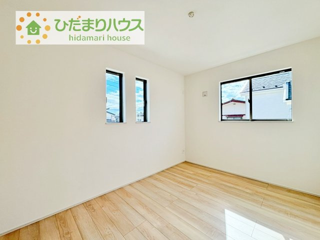 【洋室】 | 土浦市烏山4丁目　新築戸建　D号棟 | 洋室は高い天井のゆったりとした空間を演出(^^)/