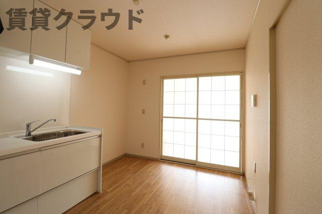 サンモールおゆみ野　Ｂの居間・リビング|おしゃれな居間です