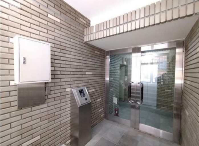 【エントランス】