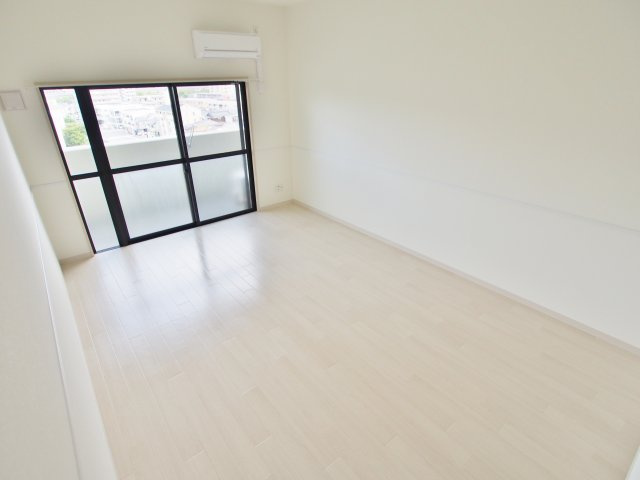 Marionette 13（元ドルチェヴィータ）の寝室