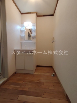 【洗面所】 | ユトリロ新栄 A棟