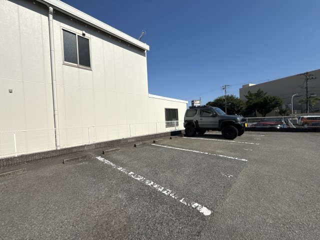 アムールＭＩ中地Ⅰの駐車場