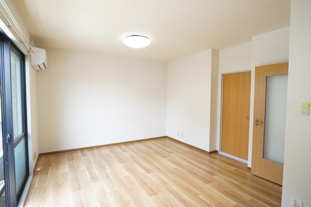 ディアス有里Bの玄関