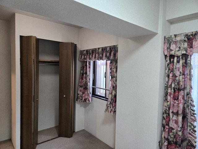 宝マンション滝ノ水第七　A棟の洋室