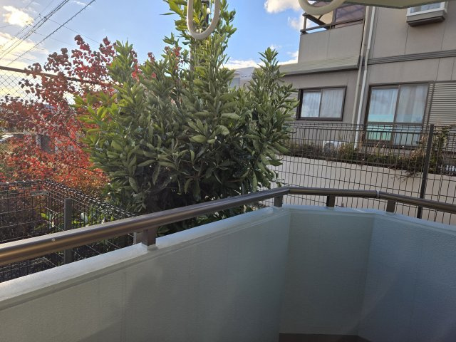 宝マンション滝ノ水第七　A棟のバルコニー