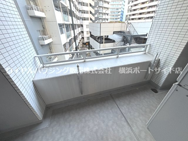 【バルコニー】