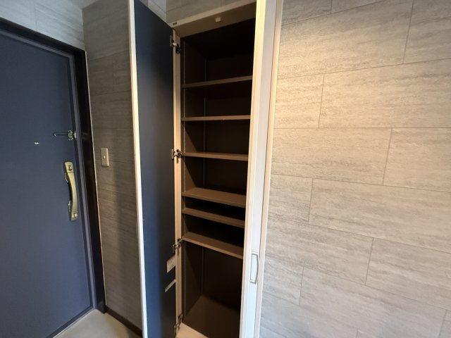 クレール蛍池の収納