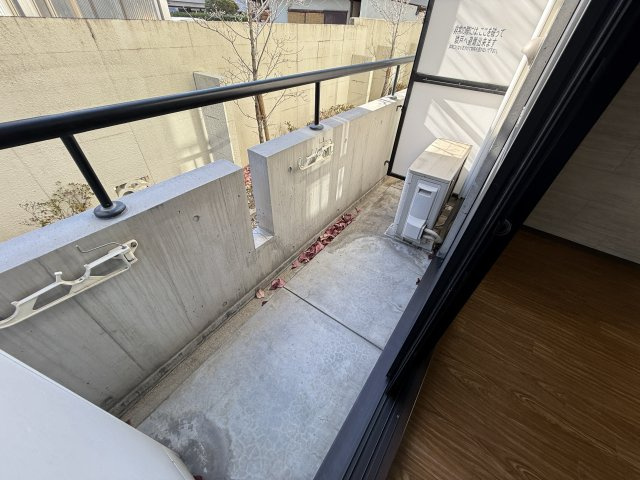 クレール蛍池のバルコニー