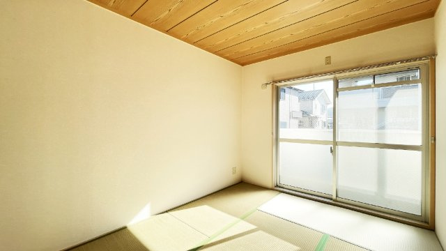 ハイツあすかの和室