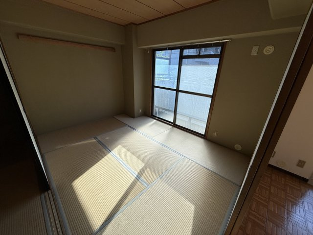グローバル利倉の和室
