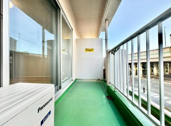 【バルコニー】