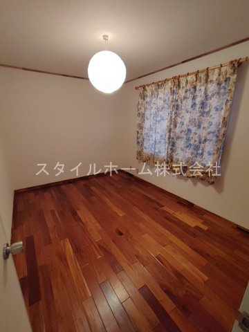 ユトリロ新栄 B棟の内装