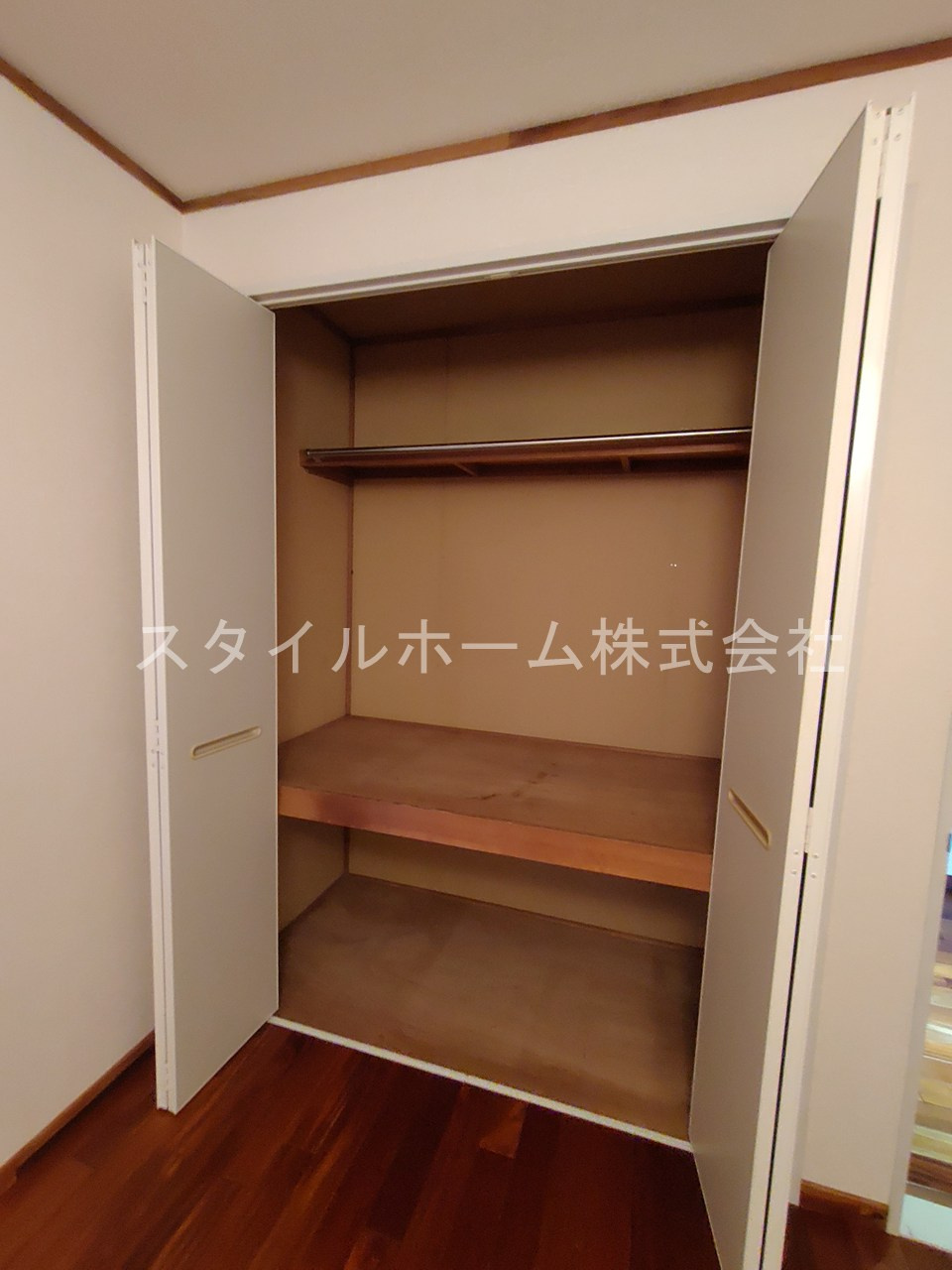 ユトリロ新栄 B棟の収納