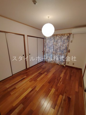 ユトリロ新栄 B棟の内装