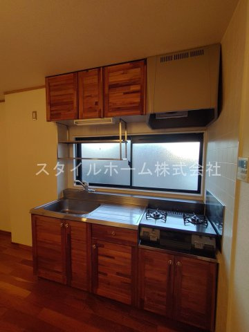 ユトリロ新栄 B棟のキッチン