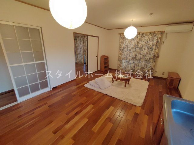 ユトリロ新栄 B棟の内装