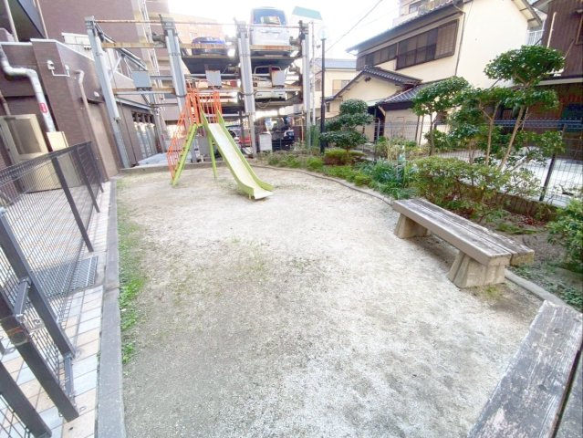 アクロス博多セントラルパークのその他共用部分|敷地内にはちょっとした公園があります！