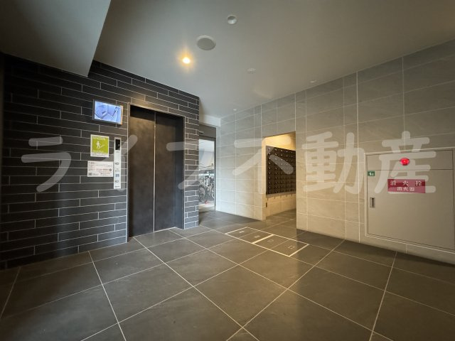 ArtizA森ノ宮D.C.のロビー