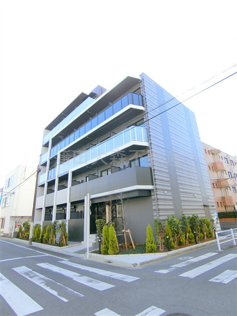 LUMEEDルミード羽田の外観