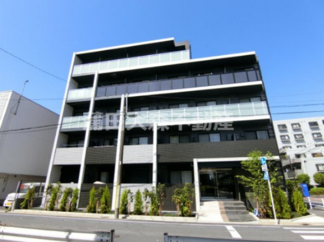 LUMEEDルミード羽田の外観|023年1月築　　RC鉄筋コンクリート造地上5階建て総戸数26戸
東京都大田区西糀谷2丁目　京急空港線大鳥居駅徒歩10分　目の前公園の住環境が◎！