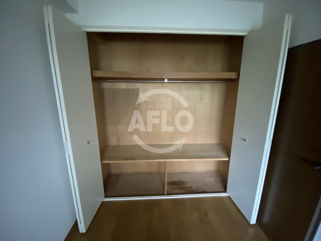 CH.158RESIDENCE NAKANOSHIMA　中之島小学校区の収納|フクエイ中之島　クローゼット