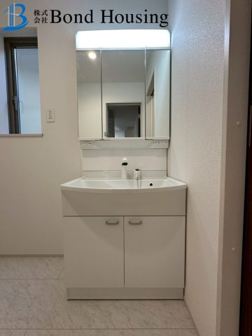 小中学校徒歩5分圏内・周辺環境充実　青山台3丁目　限定1棟の独立洗面台