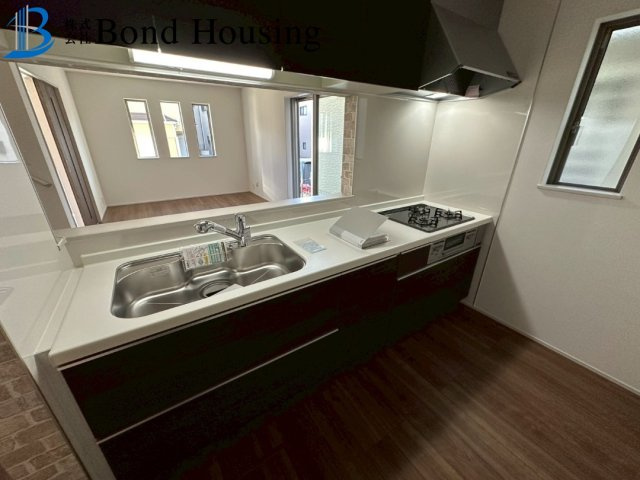 小中学校徒歩5分圏内・周辺環境充実　青山台3丁目　限定1棟のキッチン