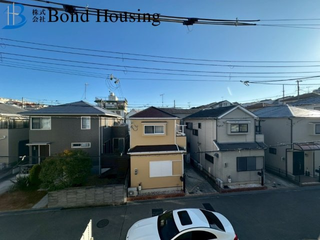 小中学校徒歩5分圏内・周辺環境充実　青山台3丁目　限定1棟の前面道路含む現地写真