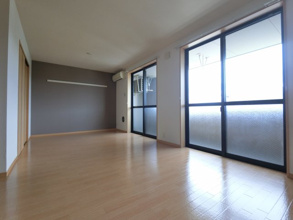 【居間・リビング】