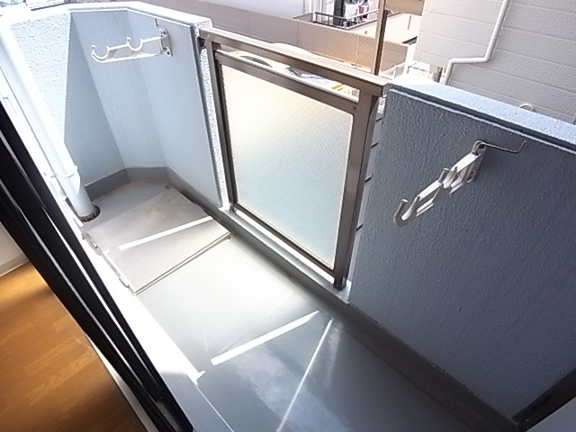 フリックコート深江のバルコニー
