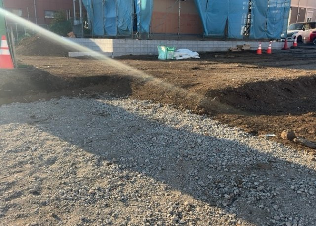 【構造・工法・仕様】 | 木造住宅とは土台、壁、柱など建築物の強度を支える構造体の材に木が使用されている構造を指します。構造体は建物の自重を支えるだけではなく風圧や水圧、積裁荷重などあらゆる衝撃に耐えるための基礎です。