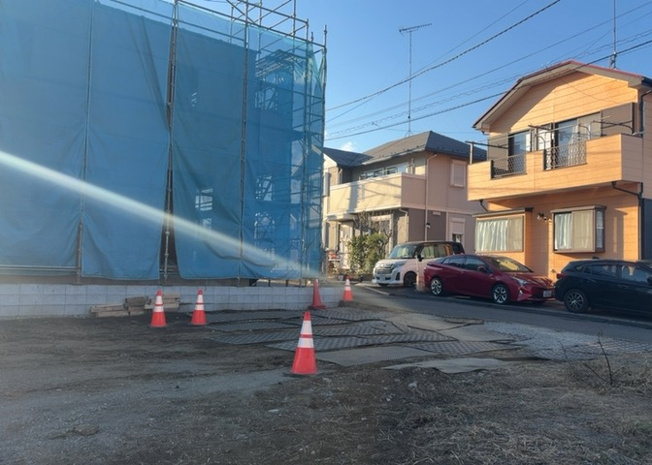 【展望】 | 桜や紅葉の名所に出かける人は多いと思いますが、家にいながら季節の移ろいを感じる生活を送りませんか？リビングや窓から見える景色が生活を彩るワンポイントに！現地から見える景色を堪能してみては如何でしょう。