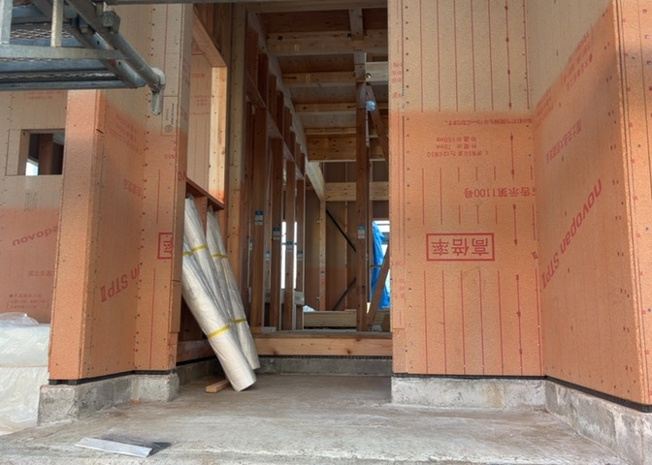 【防犯設備】 | 当然のことではありますが、オートロックやセンサーライト、ホームセキュリティーなどの防犯設備があれば、小さいお子様がいるご家庭も安心ですよね！まず物件購入の際は、防犯設備もチェックするようにしましょう。