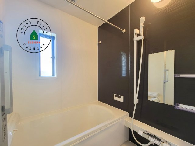 福岡市東区雁の巣1丁目第12-2棟（2号棟）の内観：施工例|浴室は一日の疲れを癒す場所だから、家族みんながゆったりできる快適設計。追い炊き機能付きオートバス。安定した温度で、いつでも快適に入浴できます。